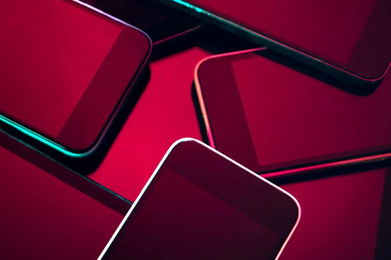 The Top Phone Features and Innovations We Loved in 2020 | Digital Trends